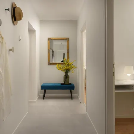 Summer Sea View Near Апартаменти